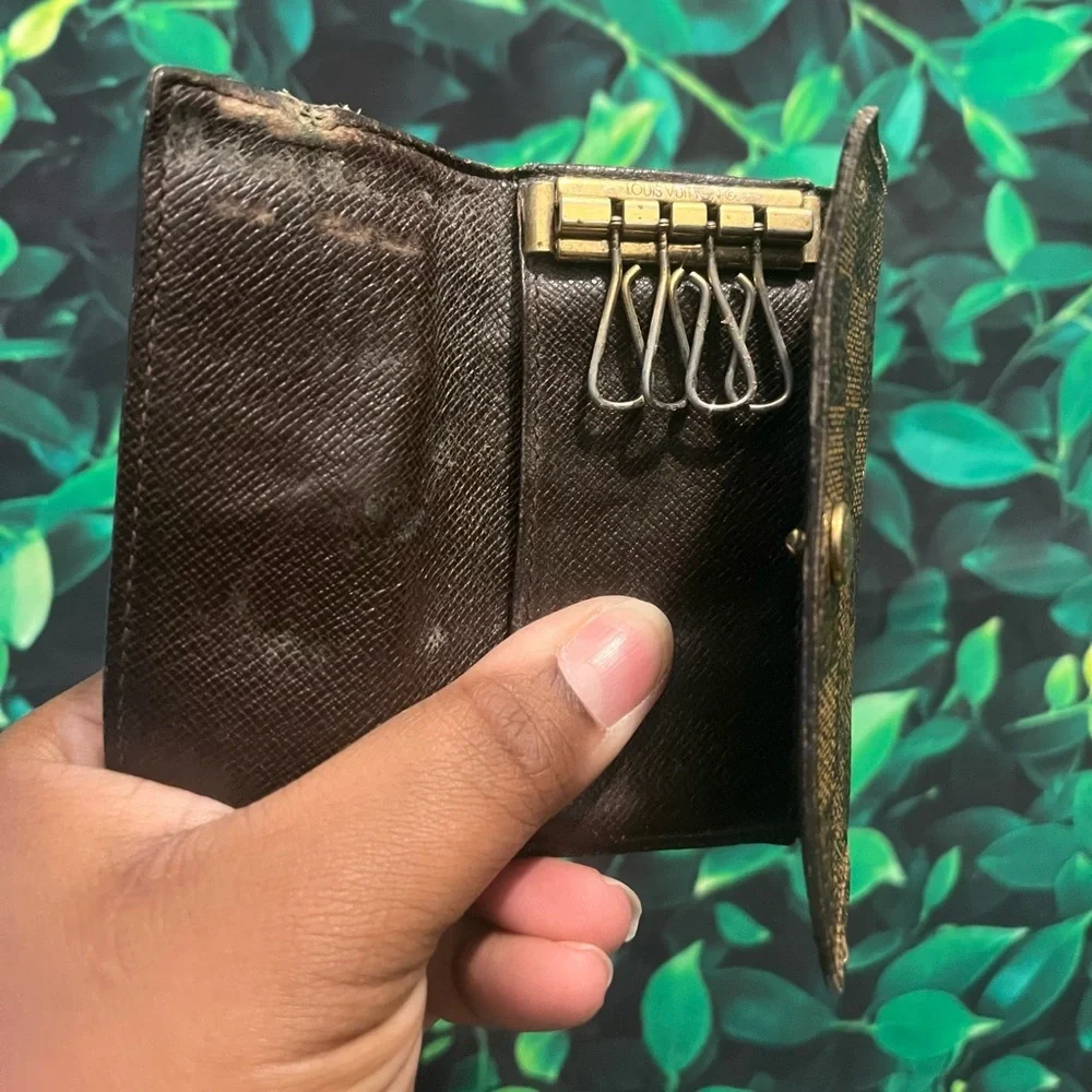 Lv damier ebene keyholder